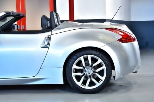 2010 Nissan 370Z Convertible 3,7L V6 (Sport PKG) till salu (bild 87 av 109)
