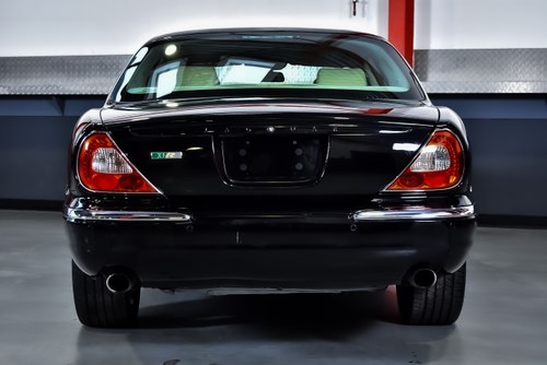 2006 Jaguar XJR (X350) Saloon 4,2L Supercharged V8 For Sale (picture 13 of 98)