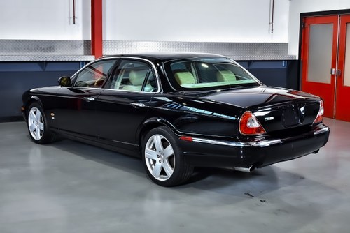 2006 Jaguar XJR (X350) Saloon 4,2L Supercharged V8 For Sale (picture 16 of 98)