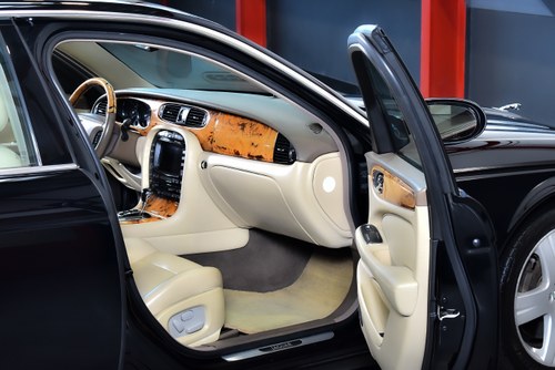 2006 Jaguar XJR (X350) Saloon 4,2L Supercharged V8 For Sale (picture 39 of 98)