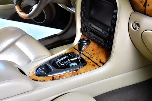 2006 Jaguar XJR (X350) Saloon 4,2L Supercharged V8 For Sale (picture 42 of 98)
