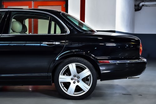 2006 Jaguar XJR (X350) Saloon 4,2L Supercharged V8 For Sale (picture 85 of 98)