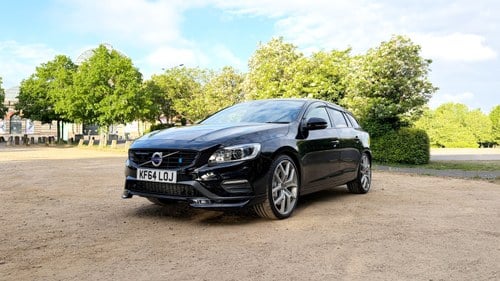 2015 Volvo V60 Polestar till salu (bild 3 av 124)