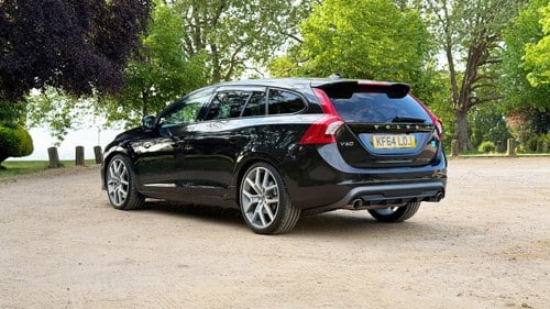 2015 Volvo V60 Polestar till salu (bild 6 av 124)