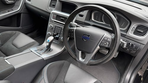 2015 Volvo V60 Polestar till salu (bild 20 av 124)
