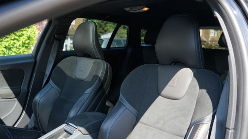 2015 Volvo V60 Polestar till salu (bild 25 av 124)