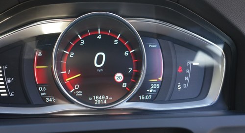2015 Volvo V60 Polestar till salu (bild 42 av 124)