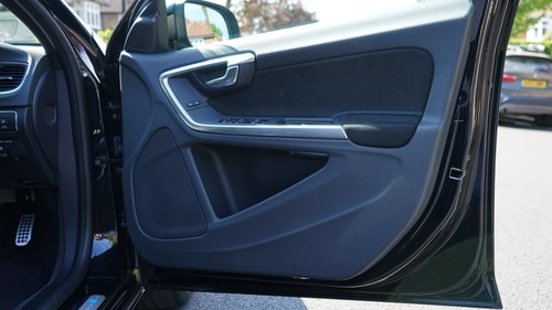 2015 Volvo V60 Polestar till salu (bild 67 av 124)