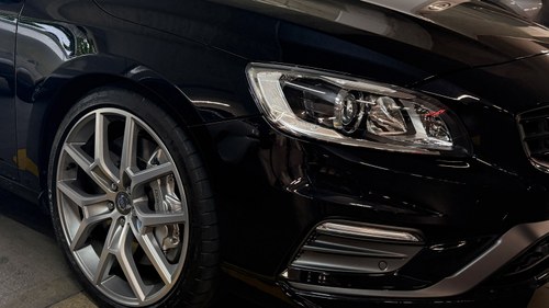 2015 Volvo V60 Polestar till salu (bild 86 av 124)