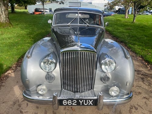 1951 Bentley MkVI H.J. Mulliner ‘Lightweight’ Saloon zum Verkauf (Bild 6 von 92)