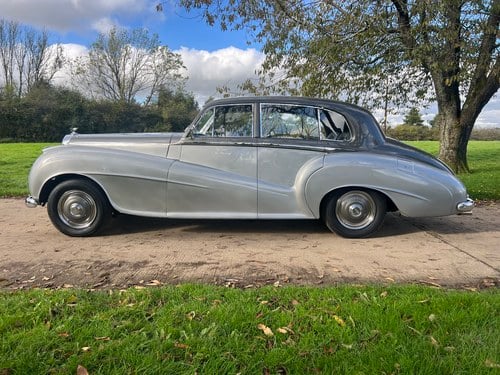 1951 Bentley MkVI H.J. Mulliner ‘Lightweight’ Saloon zum Verkauf (Bild 7 von 92)
