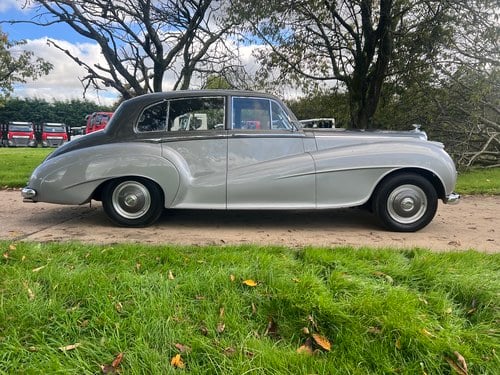 1951 Bentley MkVI H.J. Mulliner ‘Lightweight’ Saloon zum Verkauf (Bild 10 von 92)
