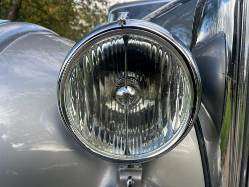 1951 Bentley MkVI H.J. Mulliner ‘Lightweight’ Saloon zum Verkauf (Bild 36 von 92)