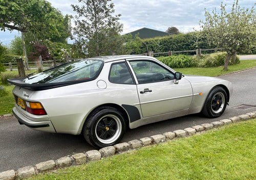 1984 Porsche 944 Lux For Sale (picture 9 of 65)