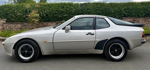 1984 Porsche 944 Lux For Sale (picture 20 of 65)