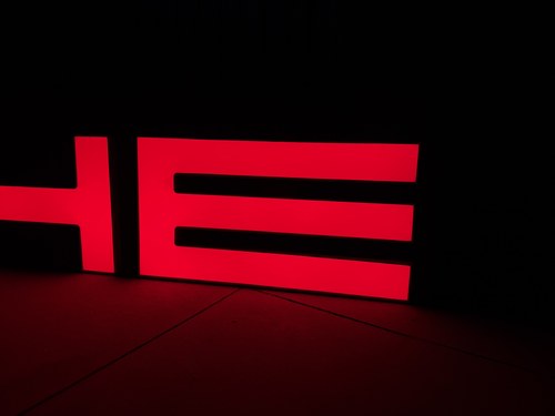 2000-2005 Porsche Dealer Sign For Sale (picture 14 of 20)