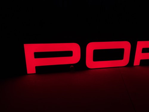 2000-2005 Porsche Dealer Sign For Sale (picture 20 of 20)