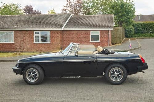 1976 MG MGB Roadster For Sale (picture 5 of 167)