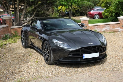 2017 Aston Martin DB11 Launch Edition Te koop (foto 22 van 152)