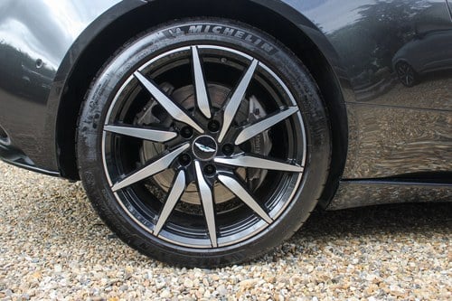 2017 Aston Martin DB11 Launch Edition Te koop (foto 36 van 152)