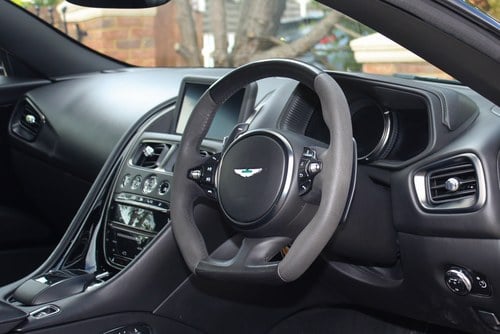 2017 Aston Martin DB11 Launch Edition Te koop (foto 45 van 152)