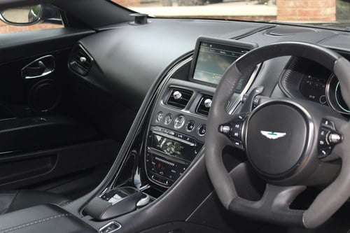 2017 Aston Martin DB11 Launch Edition Te koop (foto 52 van 152)