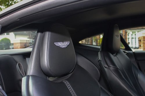 2017 Aston Martin DB11 Launch Edition Te koop (foto 57 van 152)