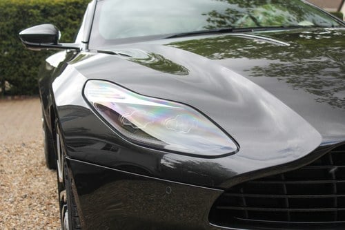 2017 Aston Martin DB11 Launch Edition Te koop (foto 106 van 152)