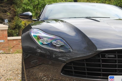 2017 Aston Martin DB11 Launch Edition Te koop (foto 118 van 152)