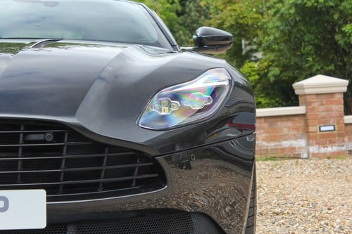 2017 Aston Martin DB11 Launch Edition Te koop (foto 122 van 152)