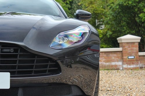 2017 Aston Martin DB11 Launch Edition Te koop (foto 123 van 152)