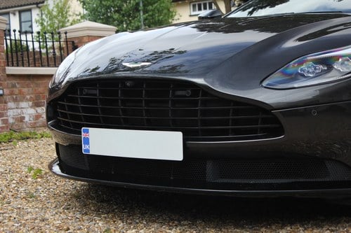 2017 Aston Martin DB11 Launch Edition Te koop (foto 125 van 152)