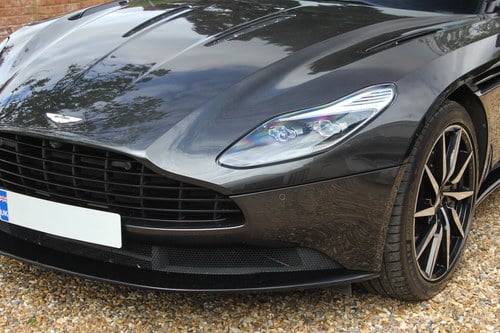 2017 Aston Martin DB11 Launch Edition Te koop (foto 127 van 152)