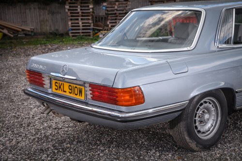 1981 Mercedes-Benz 380SLC C107 till salu (bild 58 av 103)