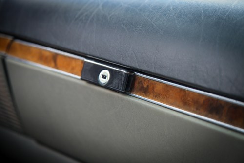 1981 Mercedes-Benz 380SLC C107 till salu (bild 42 av 103)