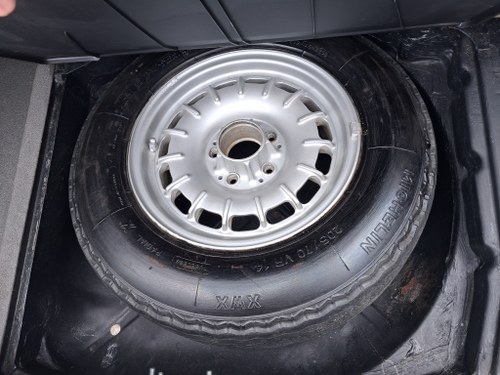 1981 Mercedes-Benz 380SLC C107 till salu (bild 54 av 103)