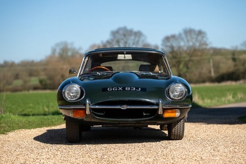 1971 Jaguar E-Type Series 2 FHC zum Verkauf (Bild 3 von 97)