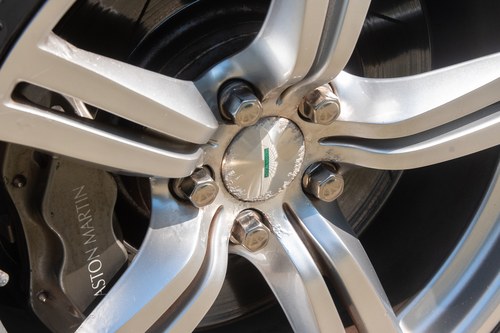 2004 Aston Martin DB9 Te koop (foto 76 van 124)