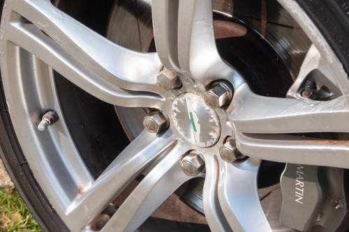 2004 Aston Martin DB9 Te koop (foto 89 van 124)