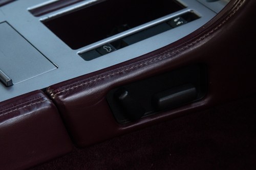 2004 Aston Martin DB9 Te koop (foto 34 van 124)