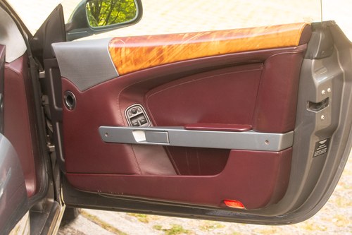 2004 Aston Martin DB9 Te koop (foto 36 van 124)