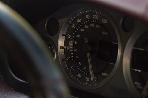 2004 Aston Martin DB9 Te koop (foto 38 van 124)
