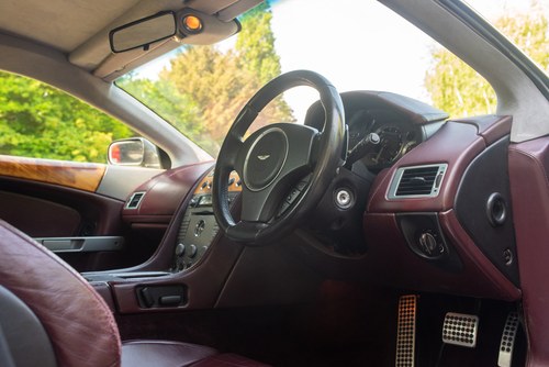 2004 Aston Martin DB9 Te koop (foto 47 van 124)