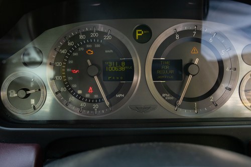 2004 Aston Martin DB9 Te koop (foto 55 van 124)