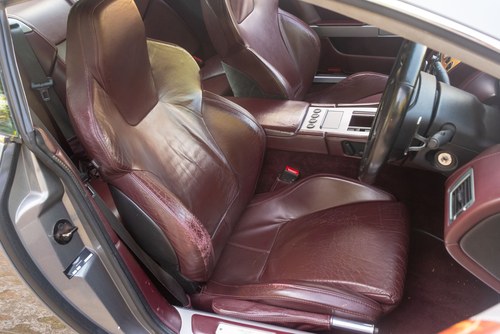 2004 Aston Martin DB9 Te koop (foto 57 van 124)