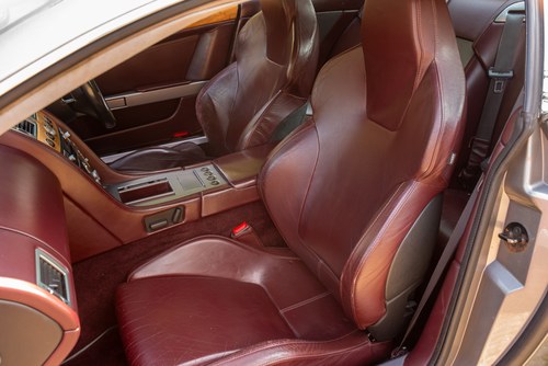 2004 Aston Martin DB9 Te koop (foto 61 van 124)