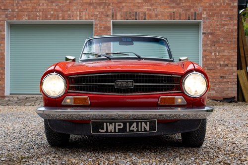 1975 Triumph TR6 PI till salu (bild 10 av 123)