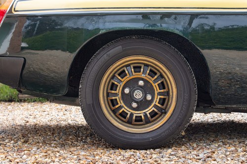 1975 MG MGB GT Jubilee Edition till salu (bild 13 av 126)