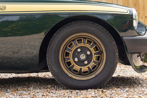 1975 MG MGB GT Jubilee Edition till salu (bild 14 av 126)