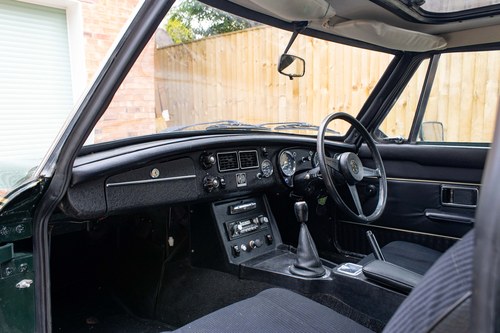 1975 MG MGB GT Jubilee Edition till salu (bild 16 av 126)